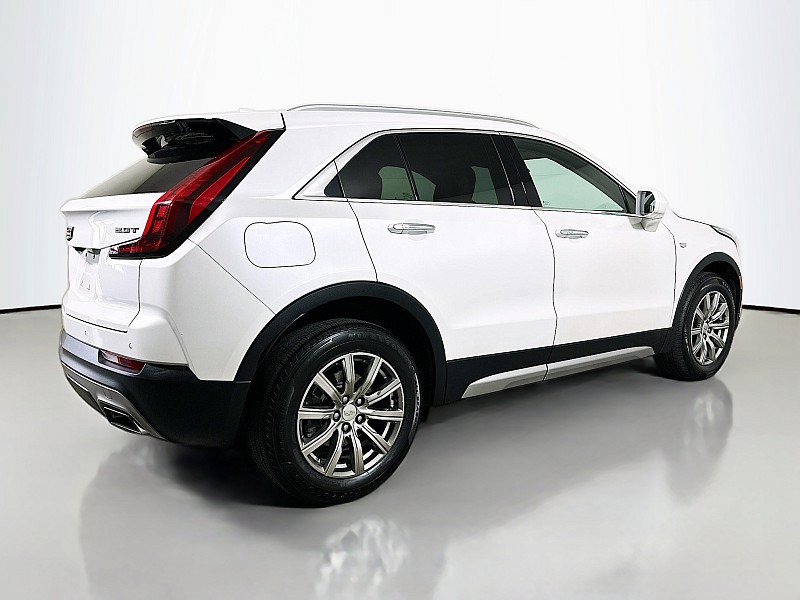 Used 2019 Cadillac XT4 Premium Luxury AWD/4WD image 4