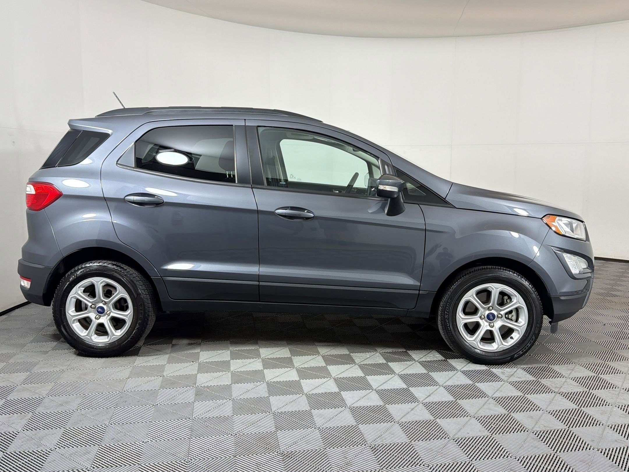 Used 2021 Ford EcoSport SE w/ SE Convenience Package FWD image 8