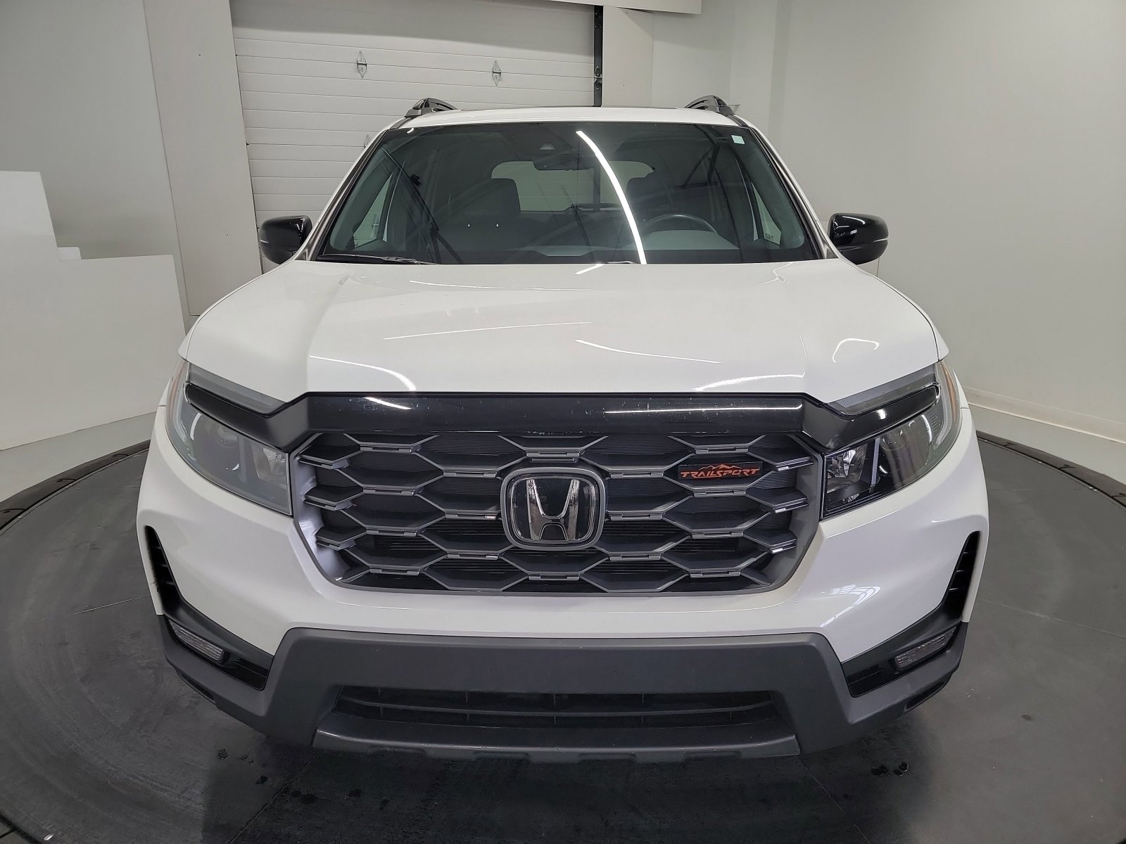 Certified 2022 Honda Passport TrailSport image 2