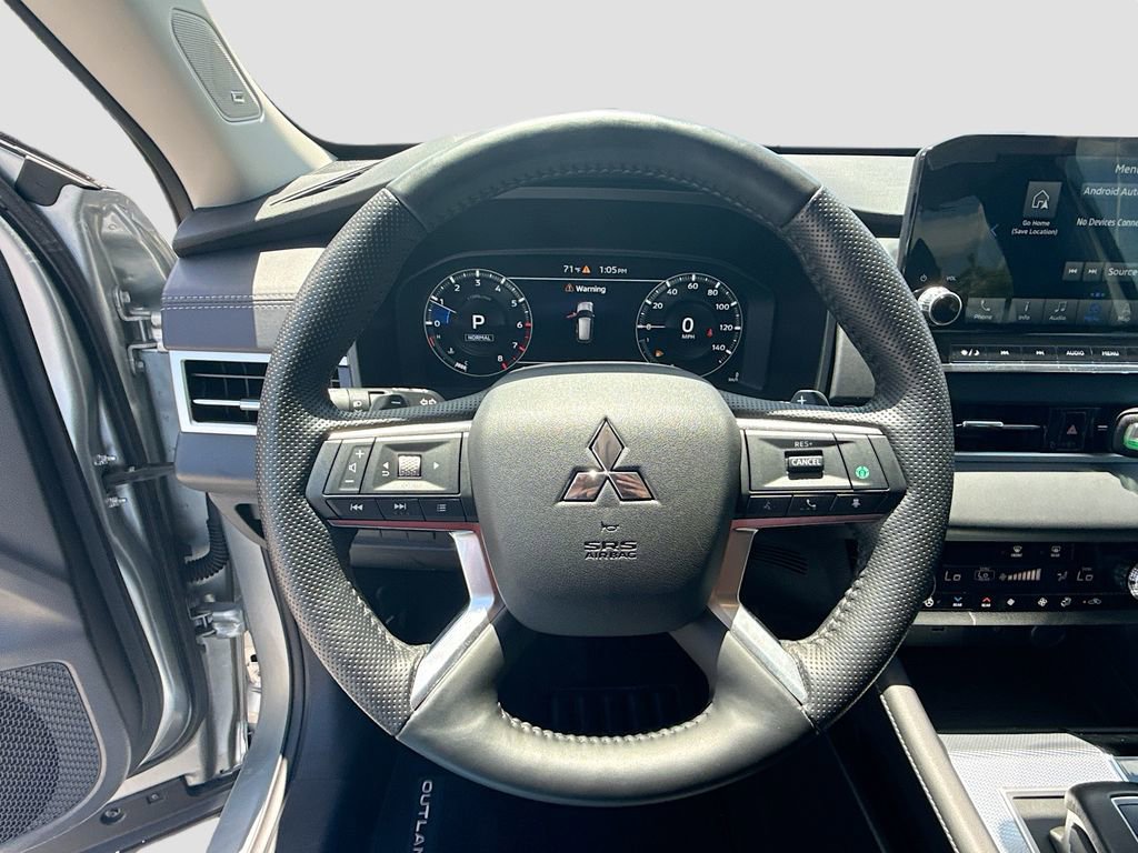 Used 2024 Mitsubishi Outlander SEL image 12