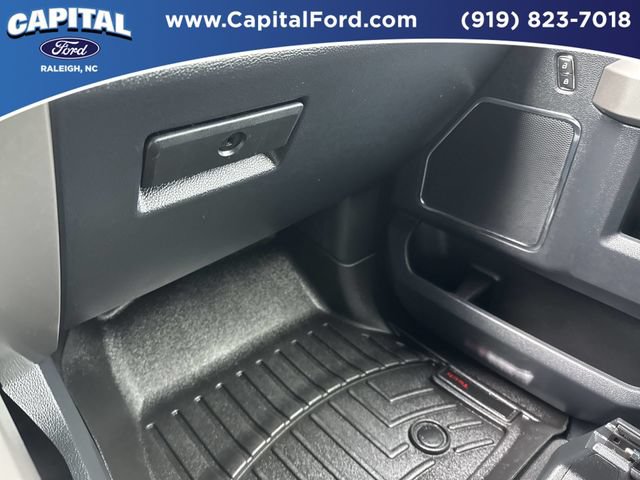 Used 2022 Ford F350 Lariat w/ Tremor Off-Road Package AWD/4WD image 28