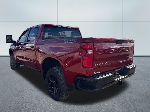 Used 2021 Chevrolet Silverado 1500 Custom Trail Boss AWD/4WD image 2