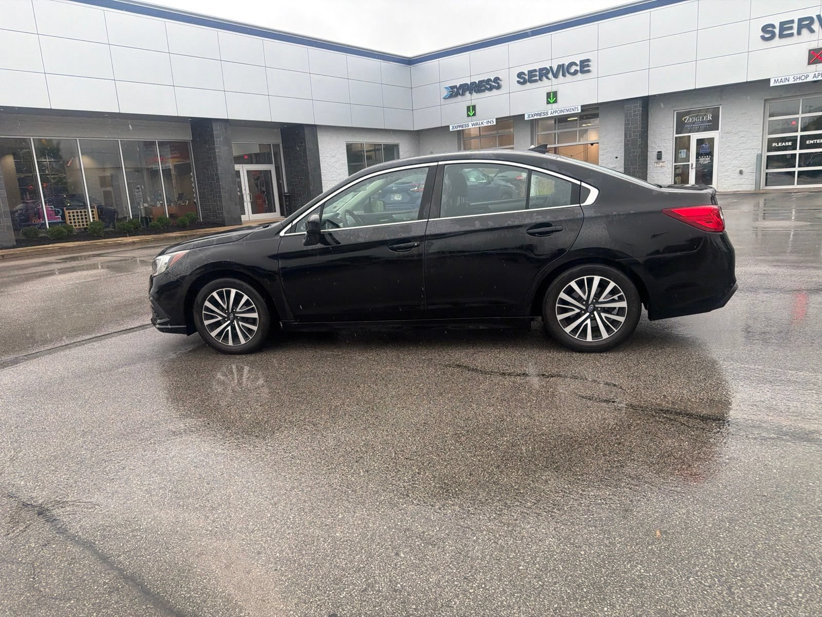 Used 2019 Subaru Legacy 2.5i Premium AWD/4WD image 25