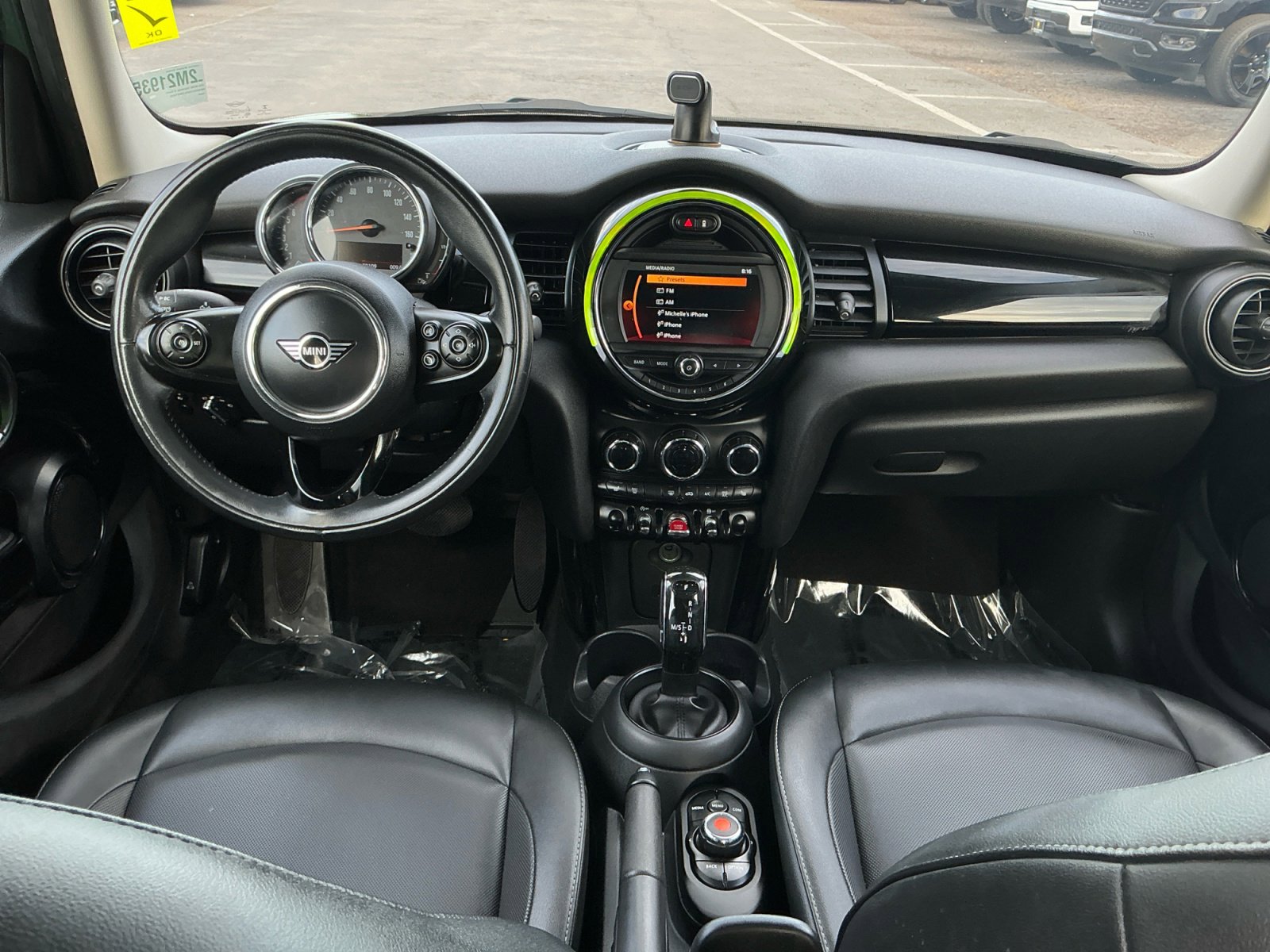 Used 2020 MINI Cooper 4-Door Hardtop FWD image 15