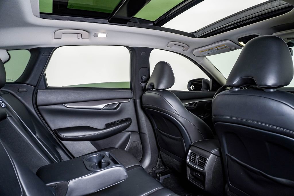 Used 2022 INFINITI QX50 Luxe image 16