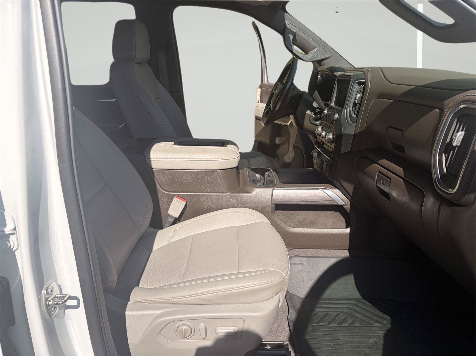 Used 2022 Chevrolet Silverado 2500 LTZ AWD/4WD image 24