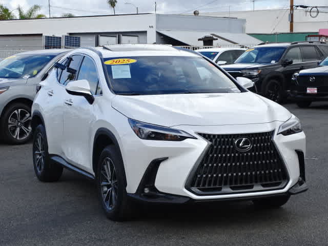 Used 2025 Lexus NX 350h AWD w/ Accessory Package (Z2) image 2