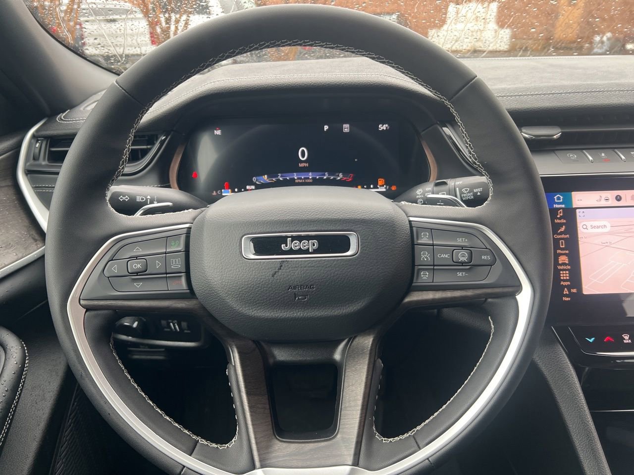 New 2026 Jeep Grand Cherokee Altitude image 24