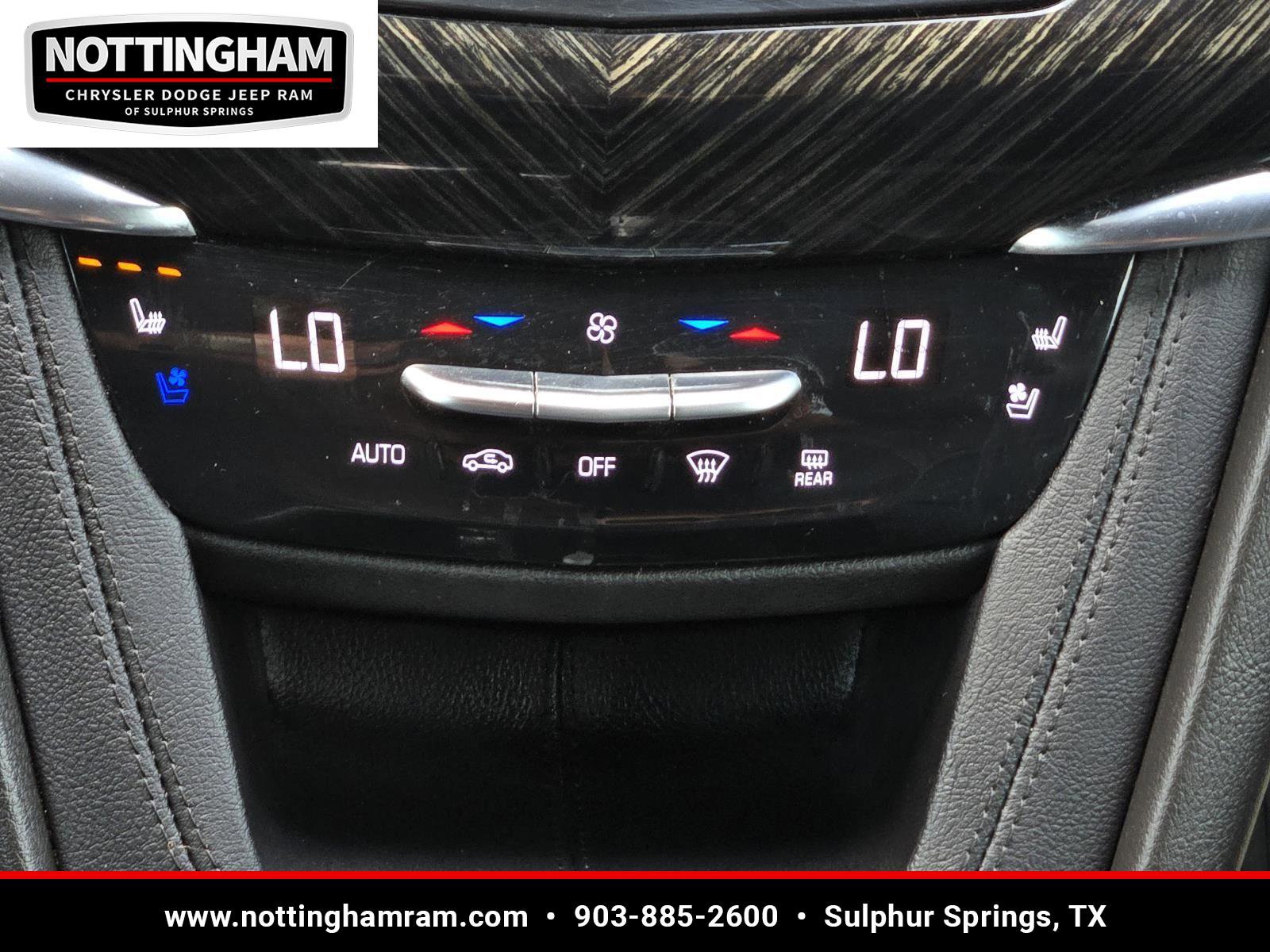 Used 2022 Cadillac XT6 Premium Luxury w/ Technology Package image 13