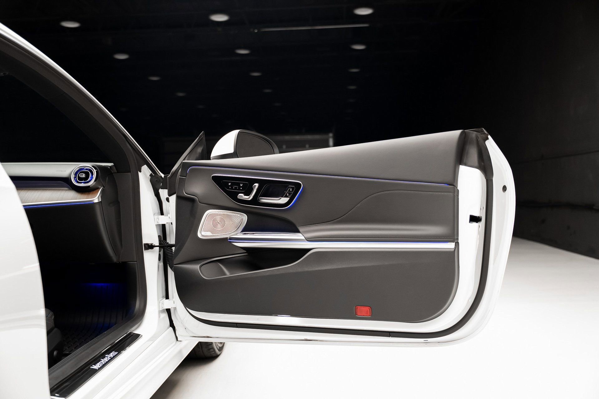 Used 2024 Mercedes-Benz CLE 300 4MATIC Coupe image 56