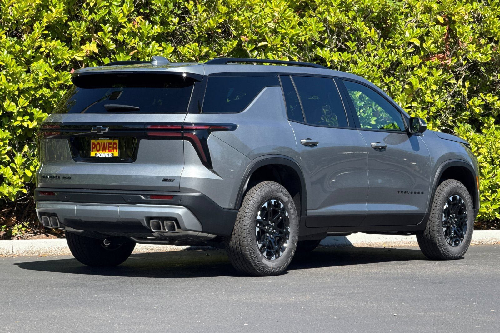 New 2027 Chevrolet Traverse Z71 w/ Enhanced Driving Package AWD/4WD image 4