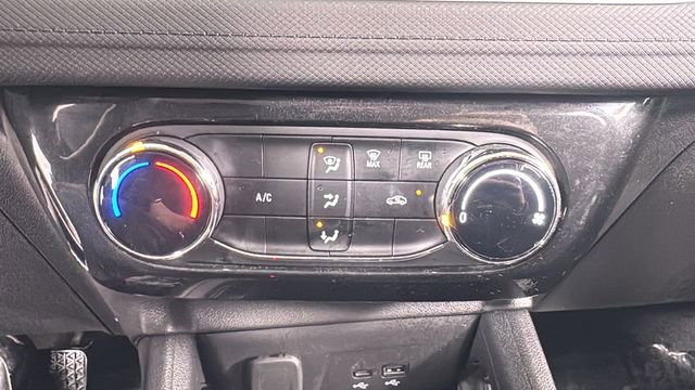 Used 2025 Chevrolet TrailBlazer LT w/ Driver Confidence Package image 26