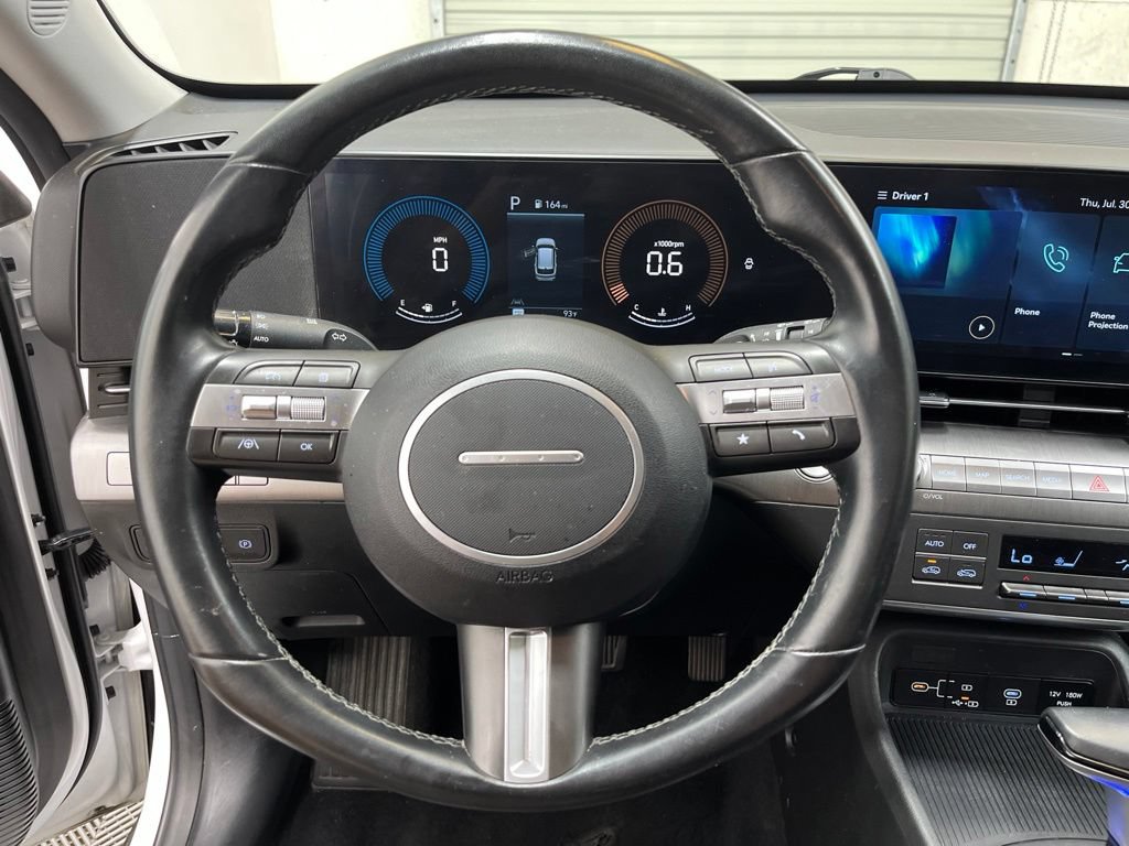 Used 2024 Hyundai Kona SEL AWD/4WD image 17