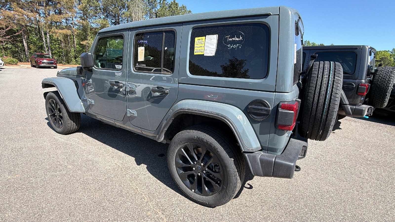 Used 2025 Jeep Wrangler Sahara w/ Safety Group AWD/4WD image 10