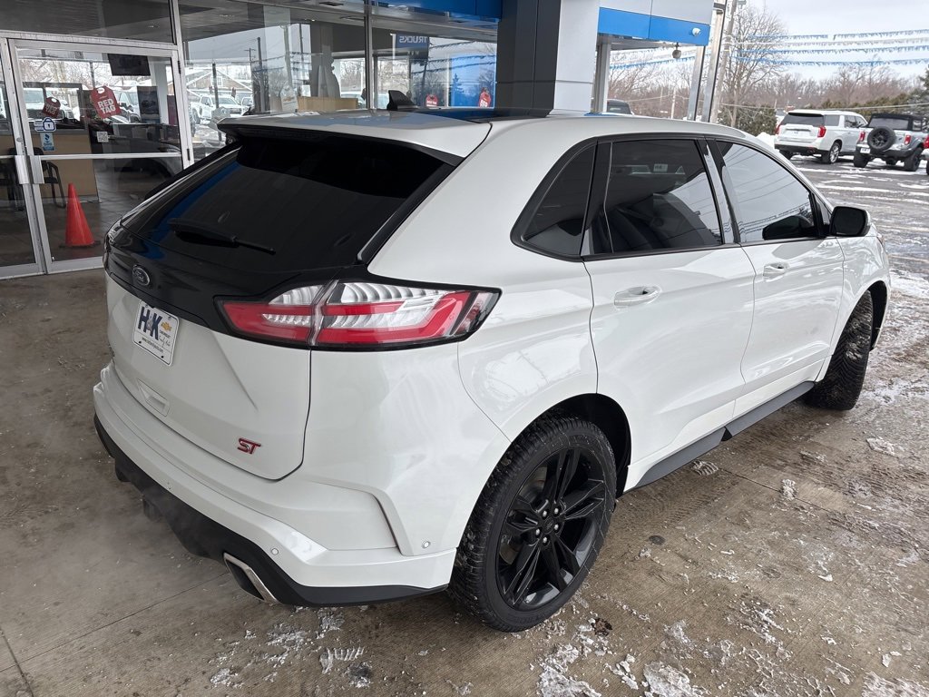 Used 2020 Ford Edge ST w/ Equipment Group 401A image 5
