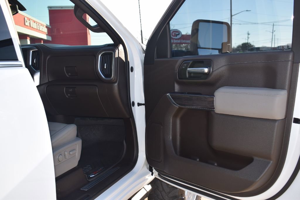 Used 2021 Chevrolet Silverado 2500 LTZ image 14