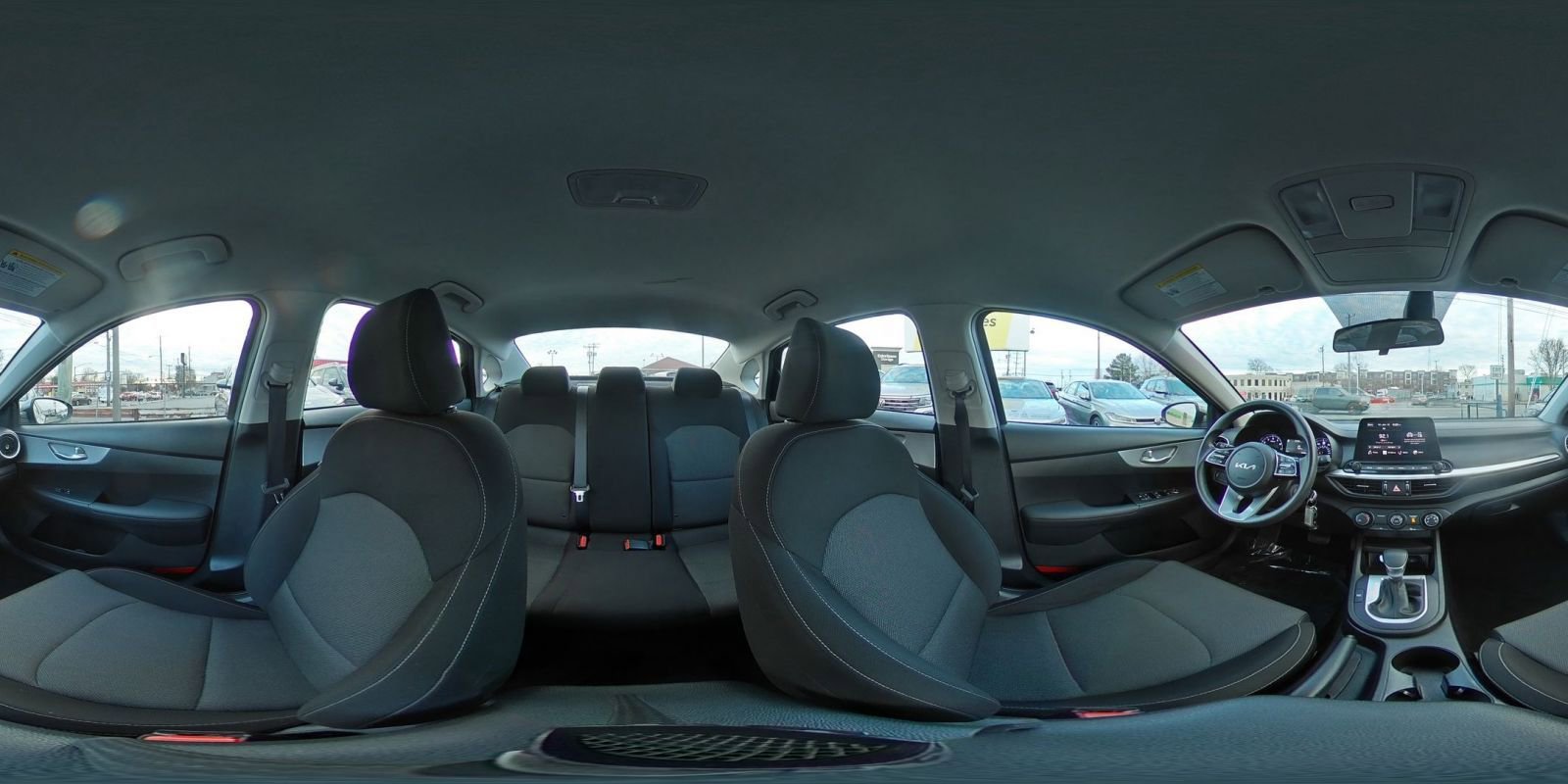 Used 2024 Kia Forte LXS image 40