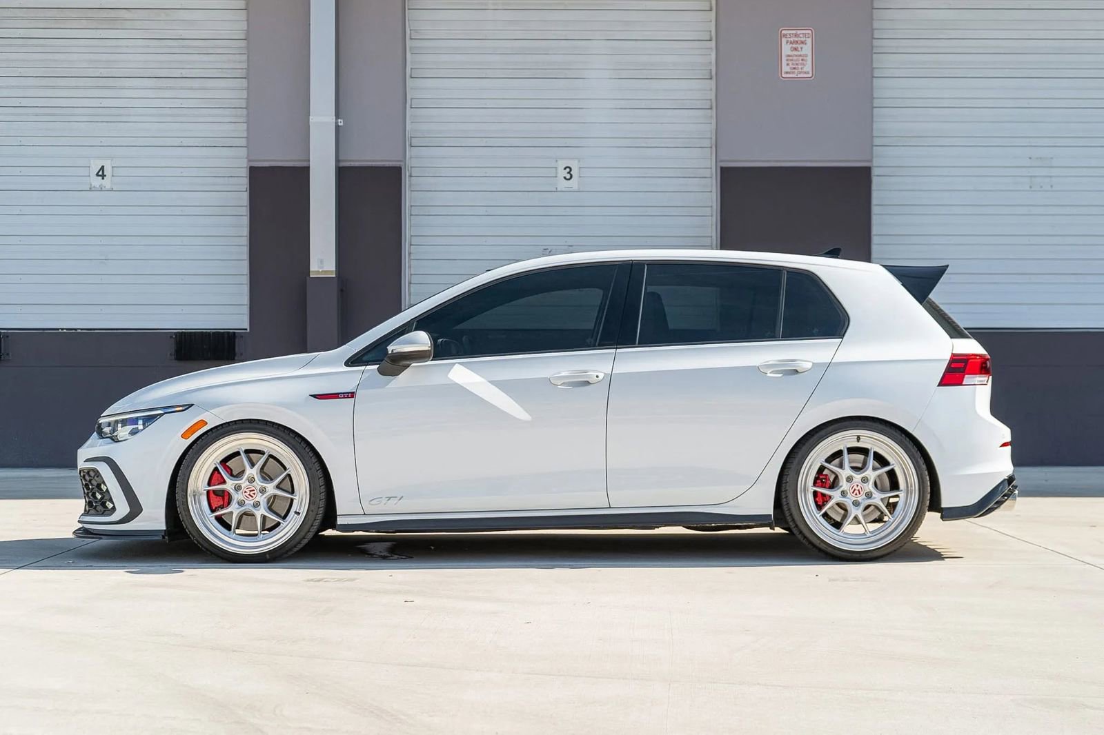 Used 2023 Volkswagen GTI SE w/ SE Leather Package FWD image 3