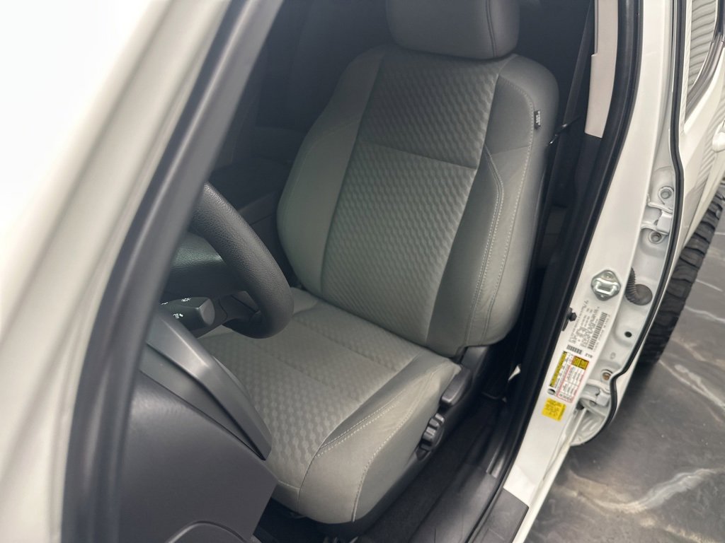 Used 2022 Toyota Tacoma SR image 15