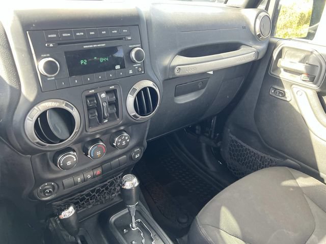 Used 2016 Jeep Wrangler Unlimited Sport w/ Quick Order Package 24S AWD/4WD image 24