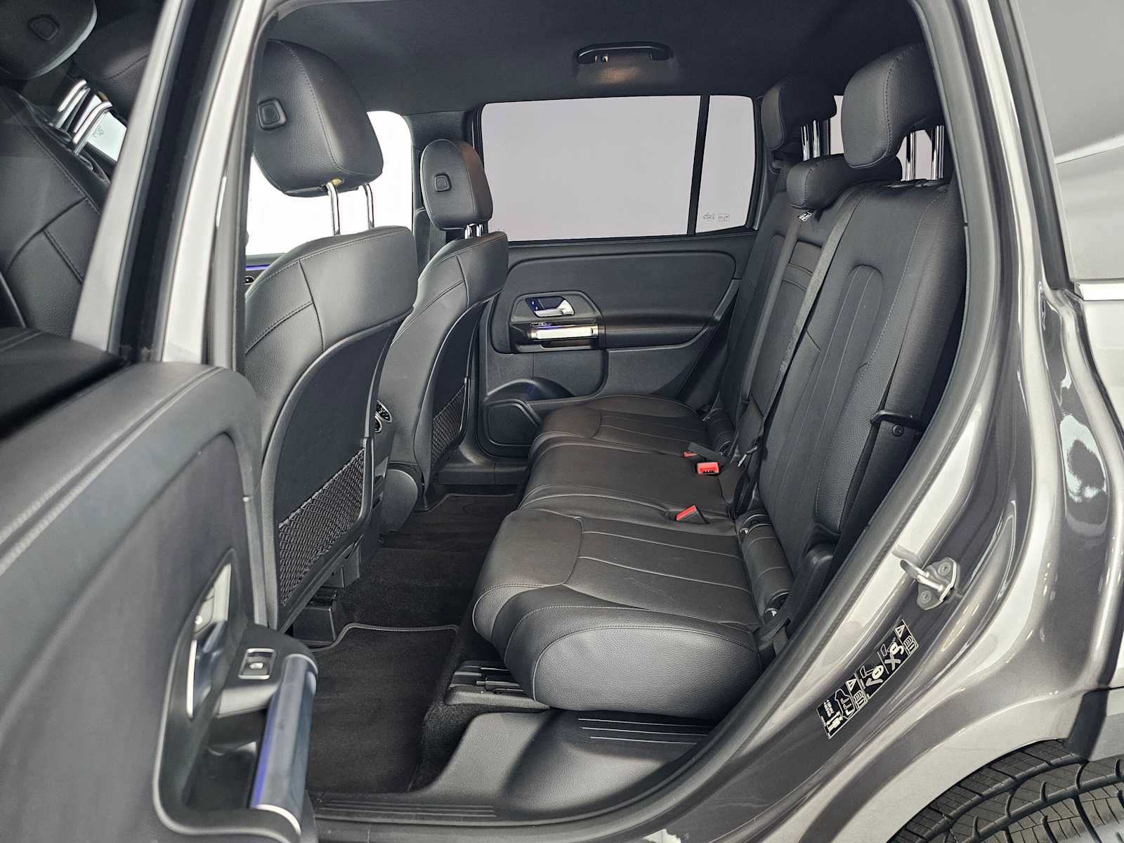 Used 2022 Mercedes-Benz GLB 250 image 16