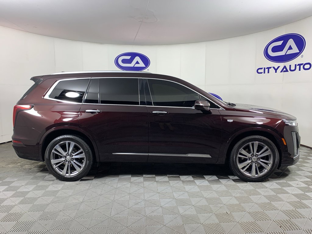 Used 2020 Cadillac XT6 Premium Luxury image 2