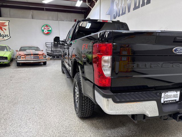 Used 2022 Ford F250 XL w/ STX Appearance Package image 9