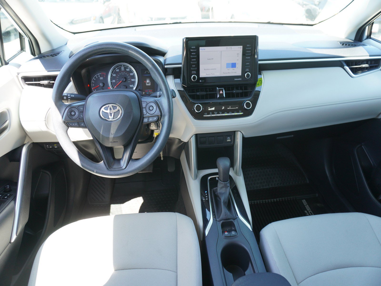 Used 2022 Toyota Corolla Cross L AWD/4WD image 2