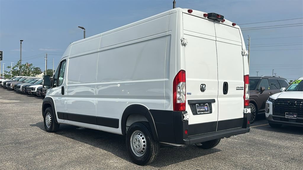 Used 2026 RAM ProMaster 2500 w/ Convenience Group FWD image 12