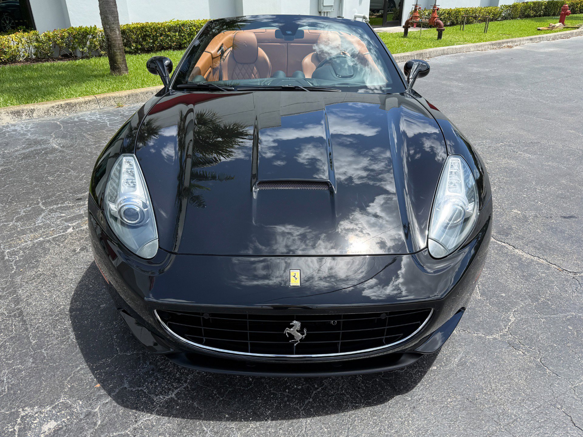 Used 2012 Ferrari California image 6