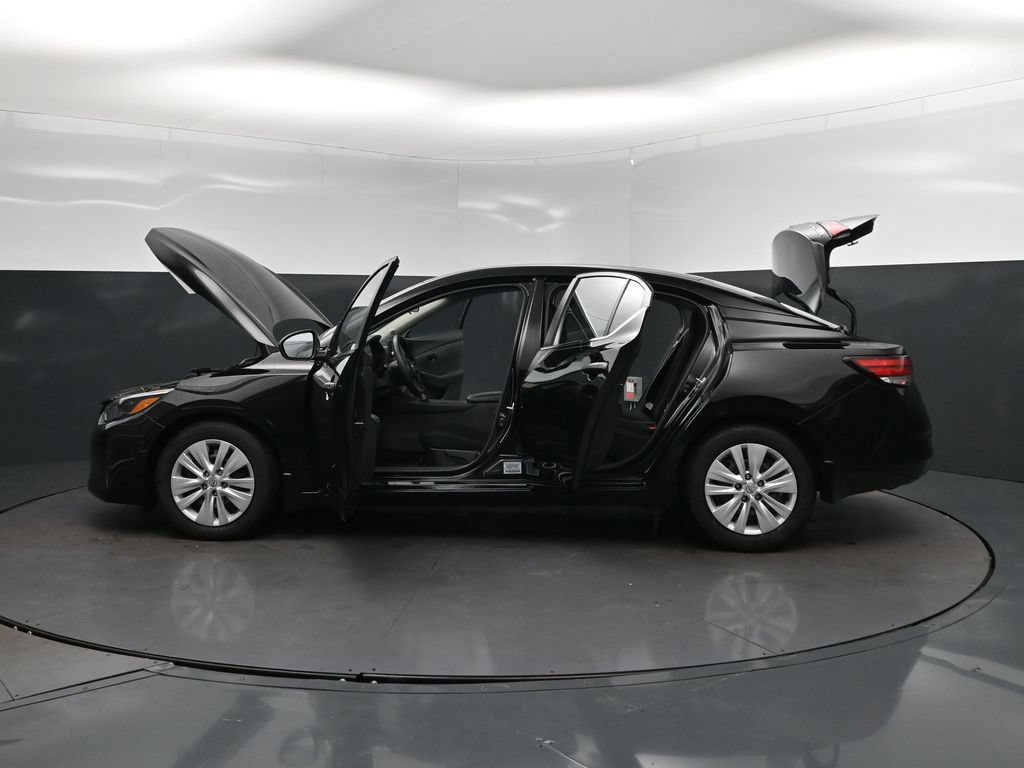 Used 2025 Nissan Sentra S FWD image 46