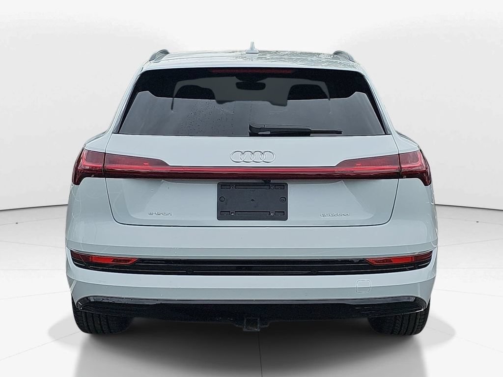 Used 2021 Audi e-tron Premium w/ Convenience Plus Package AWD/4WD image 7
