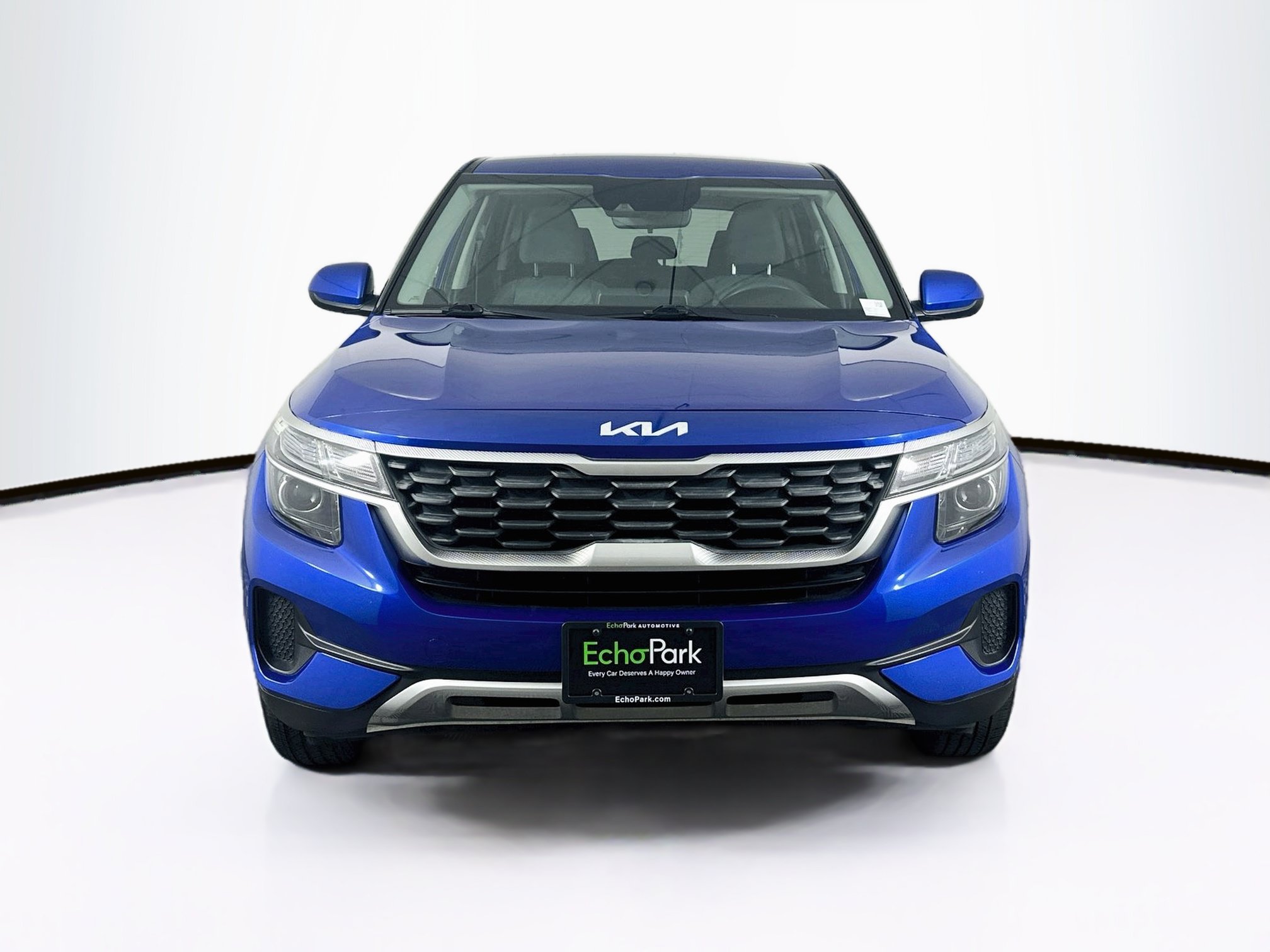 Used 2022 Kia Seltos LX AWD/4WD image 2