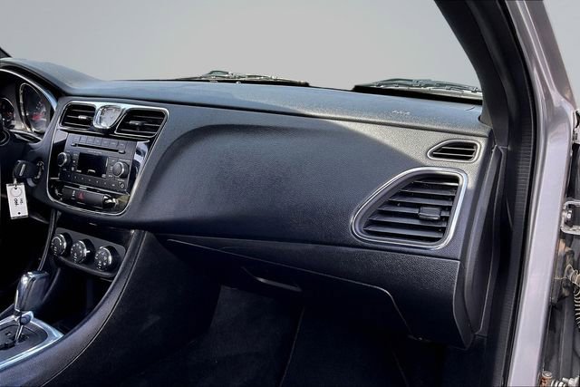Used 2013 Chrysler 200 Touring image 24
