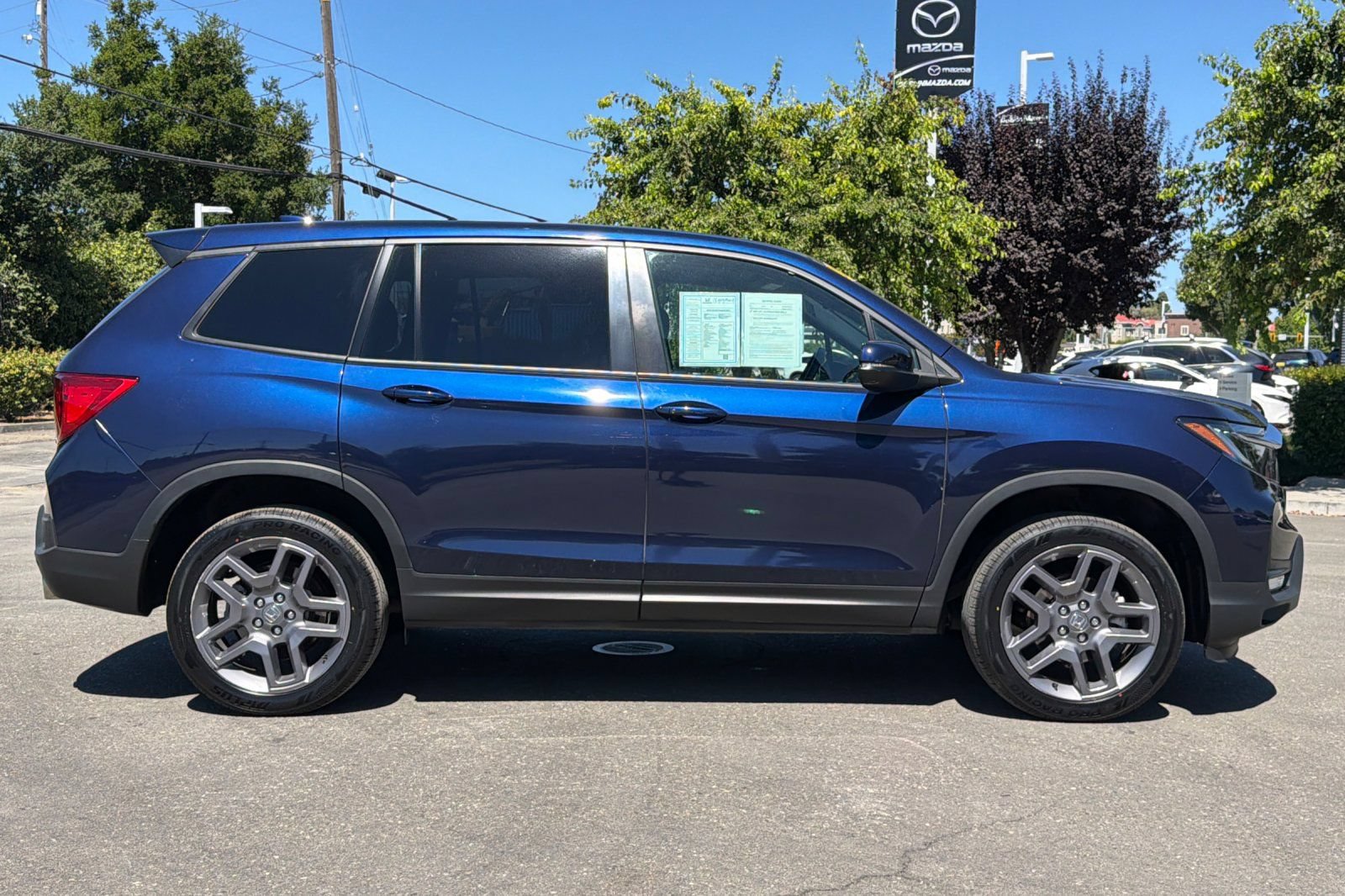 Used 2023 Honda Passport EX-L image 3
