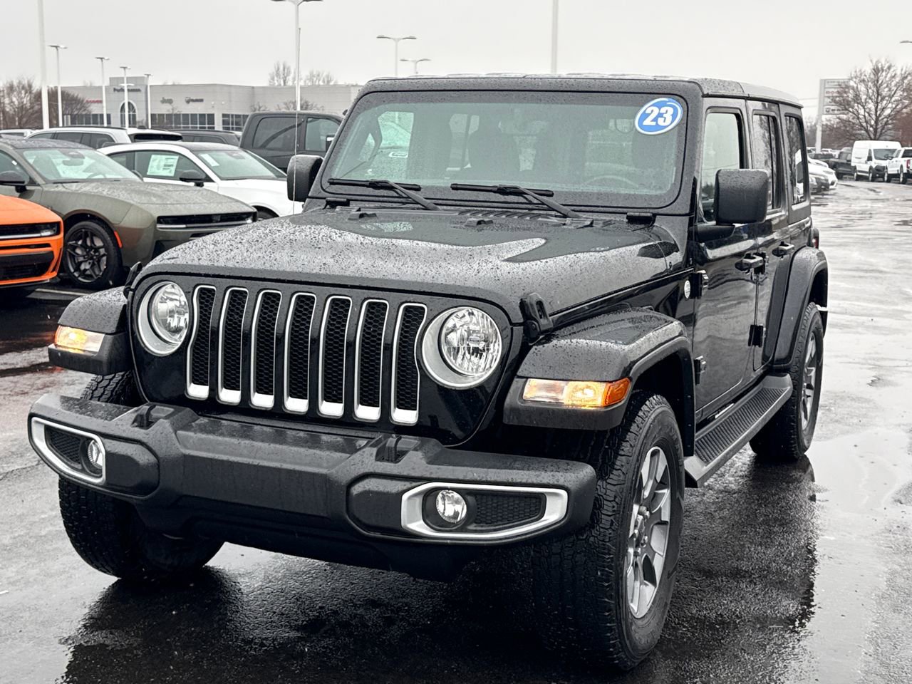 Used 2023 Jeep Wrangler Sahara w/ Cold Weather Group image 7