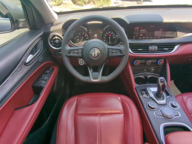 Used 2021 Alfa Romeo Stelvio Sprint w/ Sun & Sound Package RWD image 18
