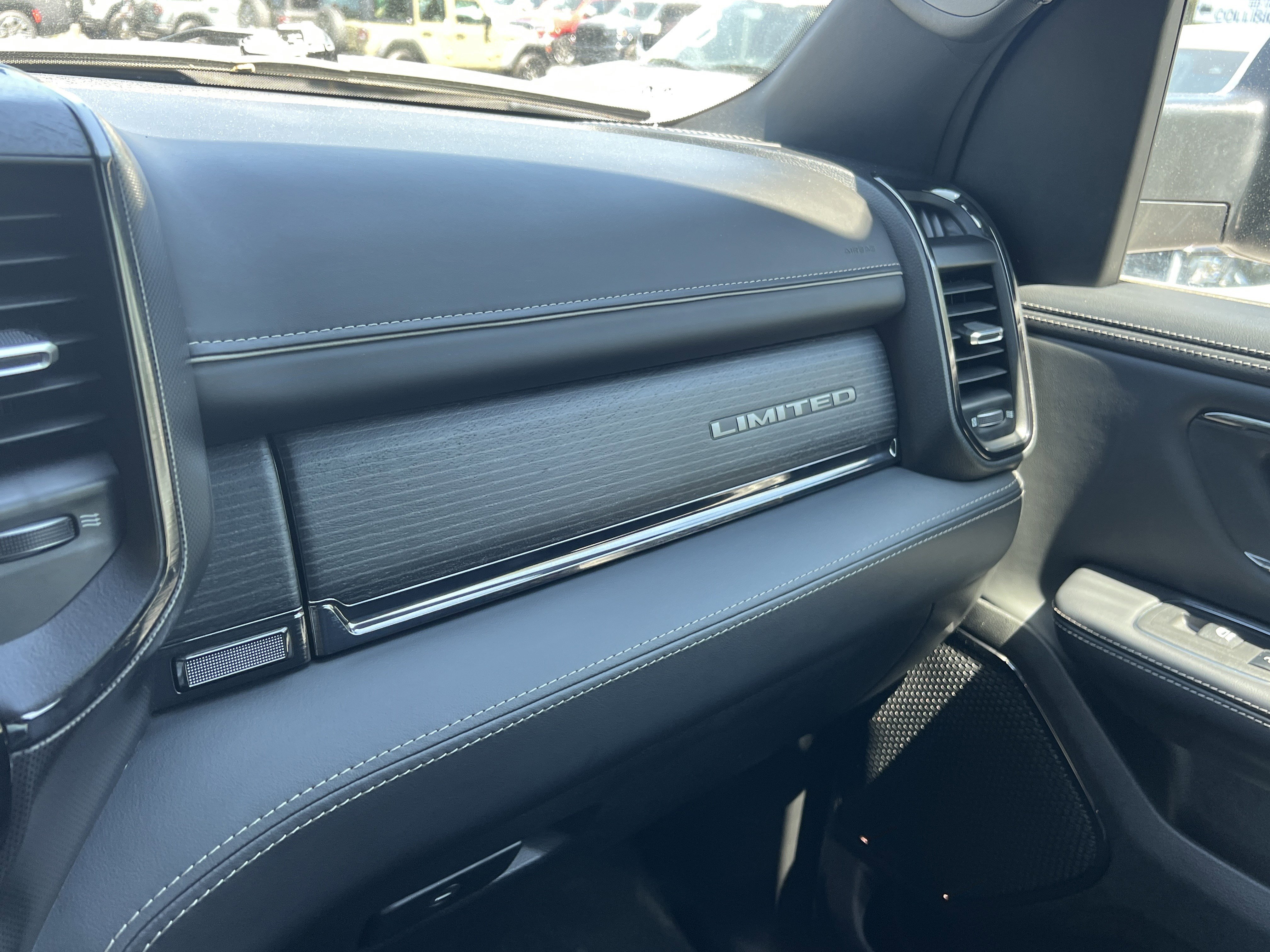Used 2024 RAM 1500 Limited w/ Body Color Bumper Group AWD/4WD image 39