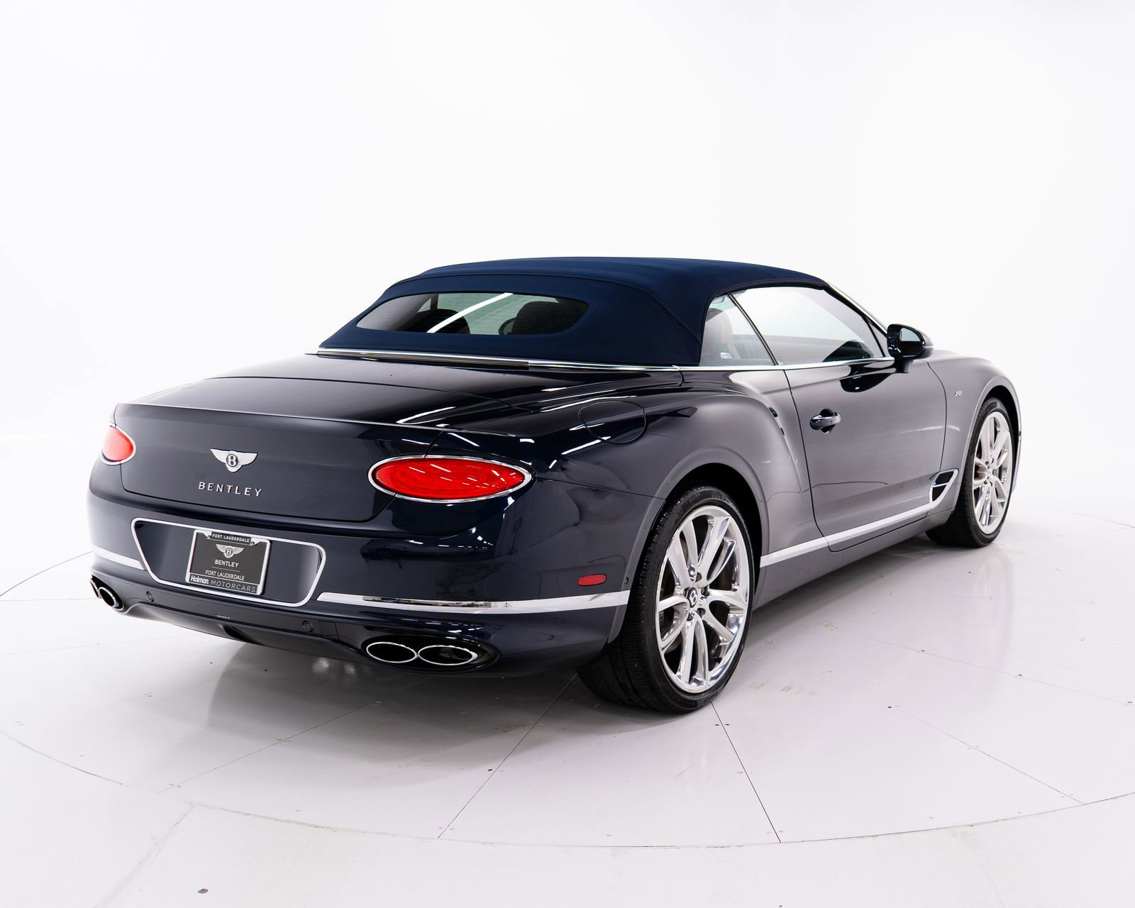 Used 2021 Bentley Continental GT AWD/4WD image 14