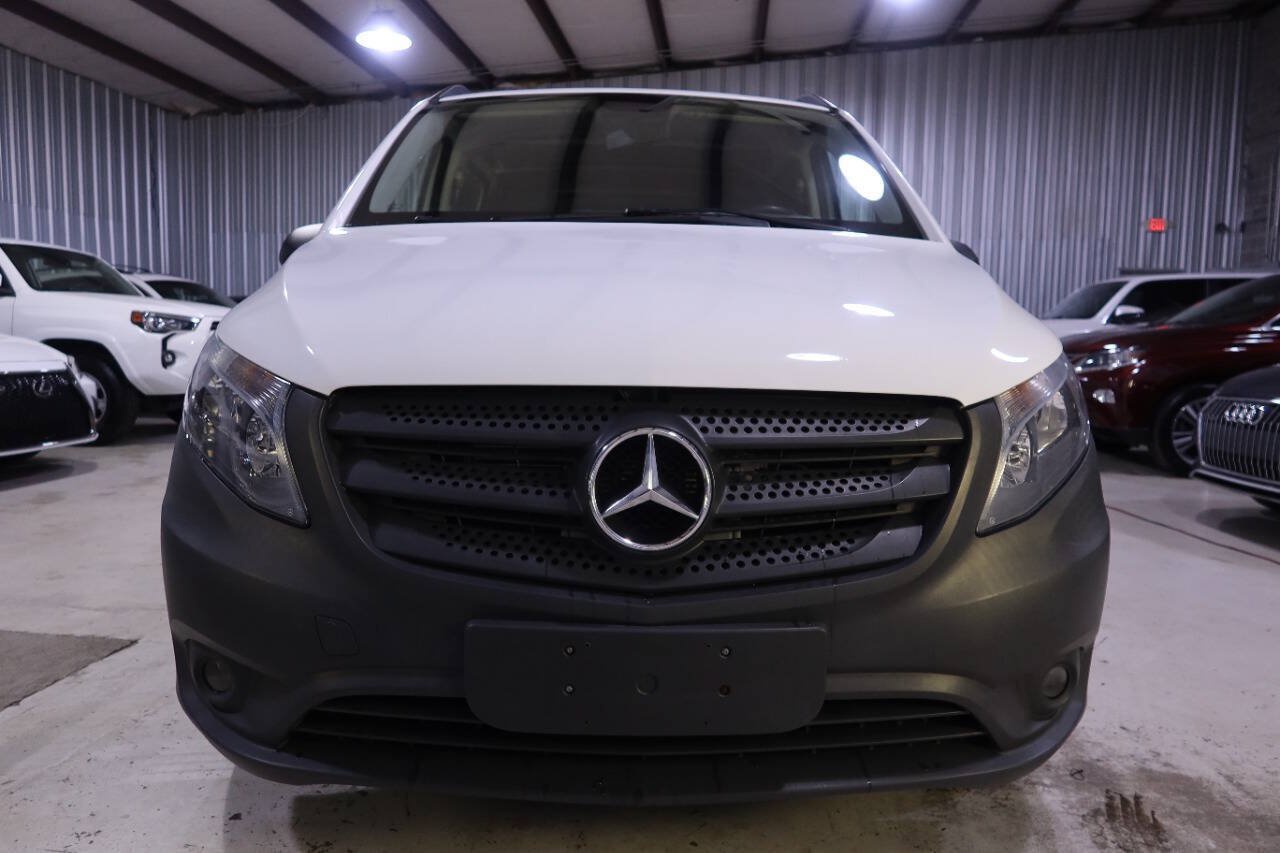 Used 2016 Mercedes-Benz Metris image 8