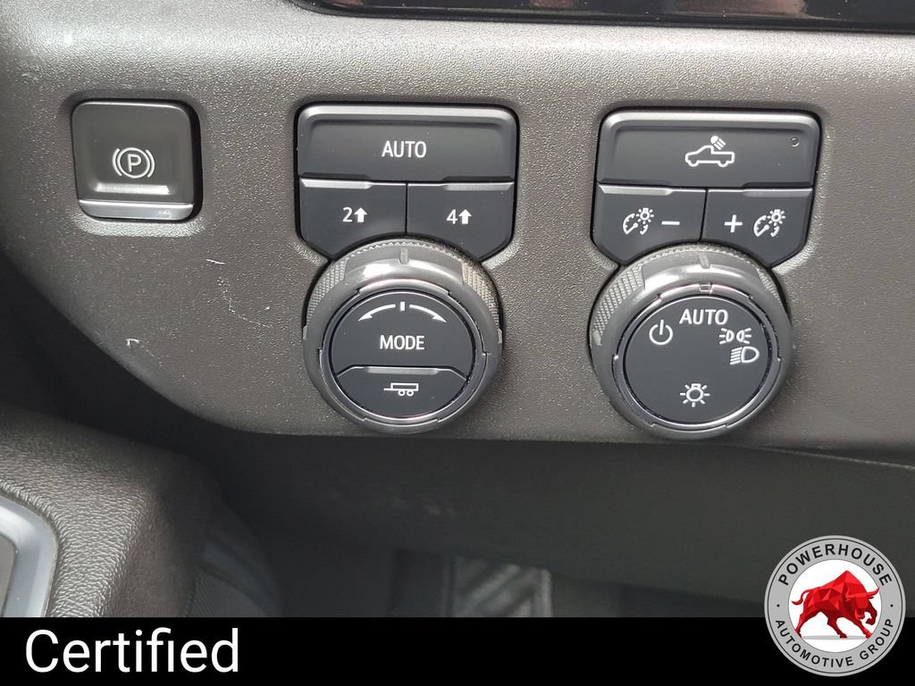 Used 2023 Chevrolet Silverado 1500 LT AWD/4WD image 27