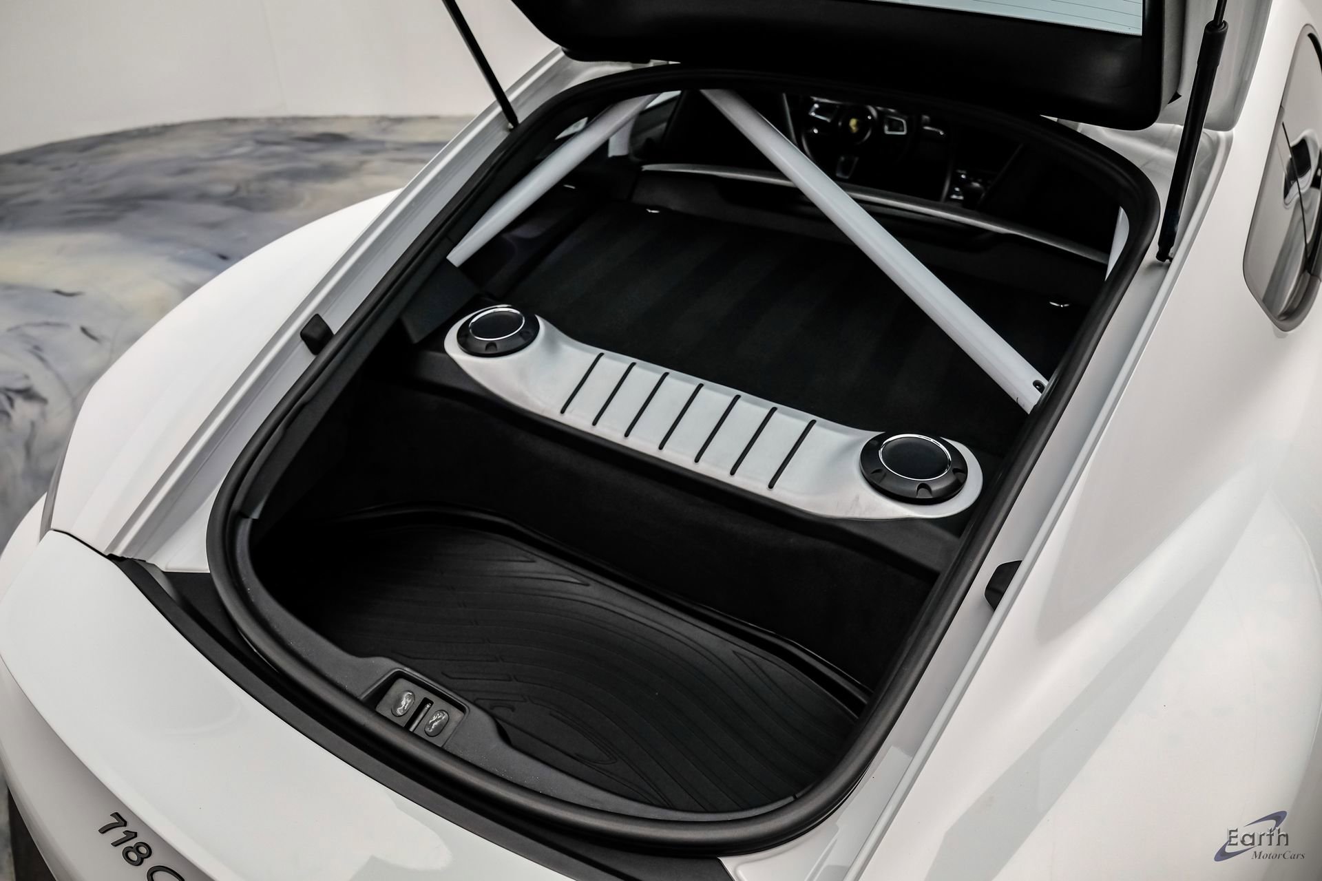 Used 2019 Porsche 718 Cayman GTS RWD image 95