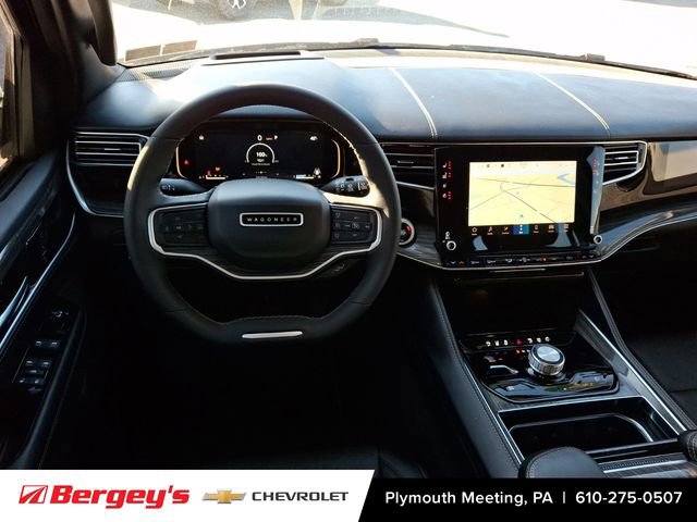 Used 2022 Jeep Wagoneer Series III AWD/4WD image 14