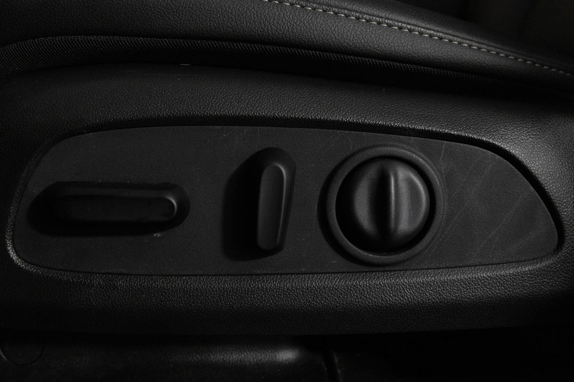 Used 2024 Chevrolet Trax ACTIV w/ Sunroof Package image 20