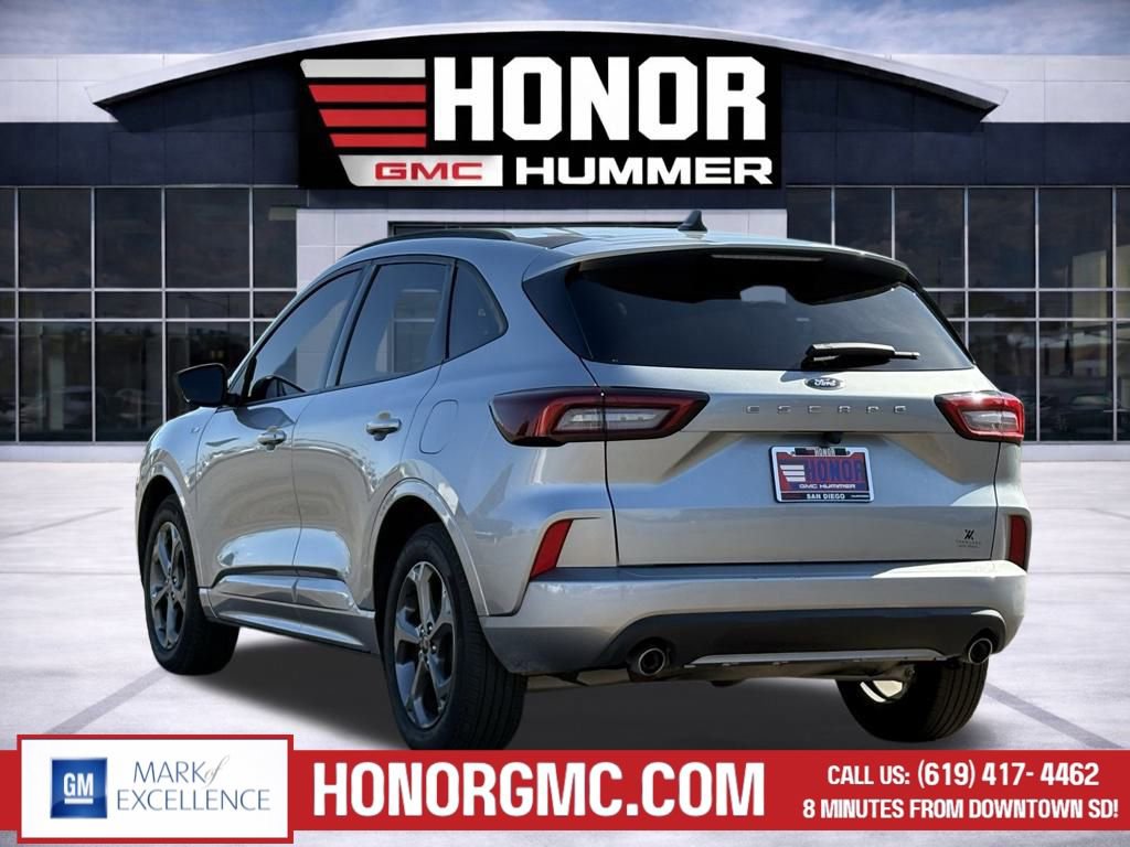 Used 2024 Ford Escape ST-Line image 5