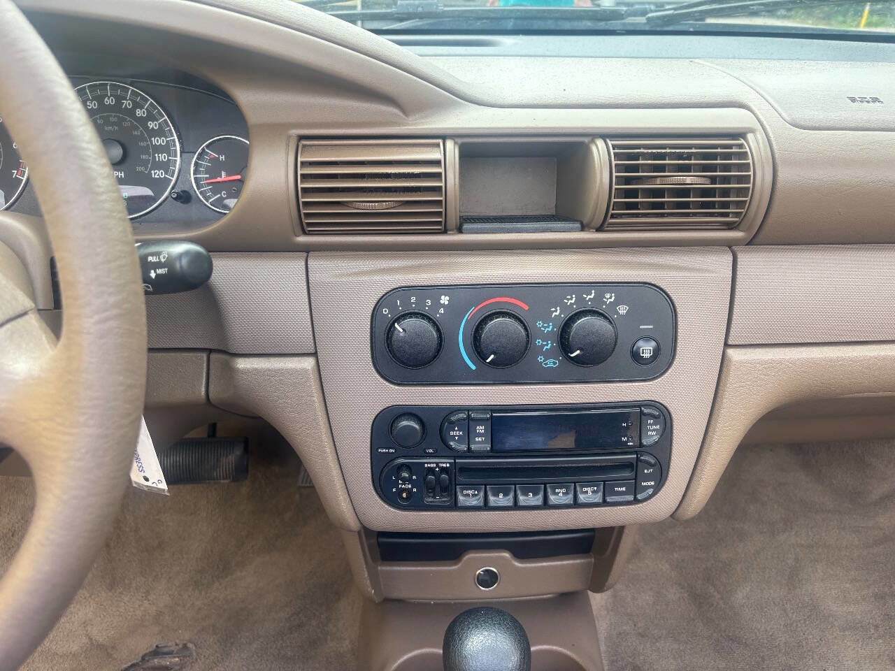 Used 2004 Chrysler Sebring LX FWD image 14