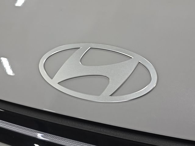 New 2026 Hyundai Kona Limited AWD/4WD image 38