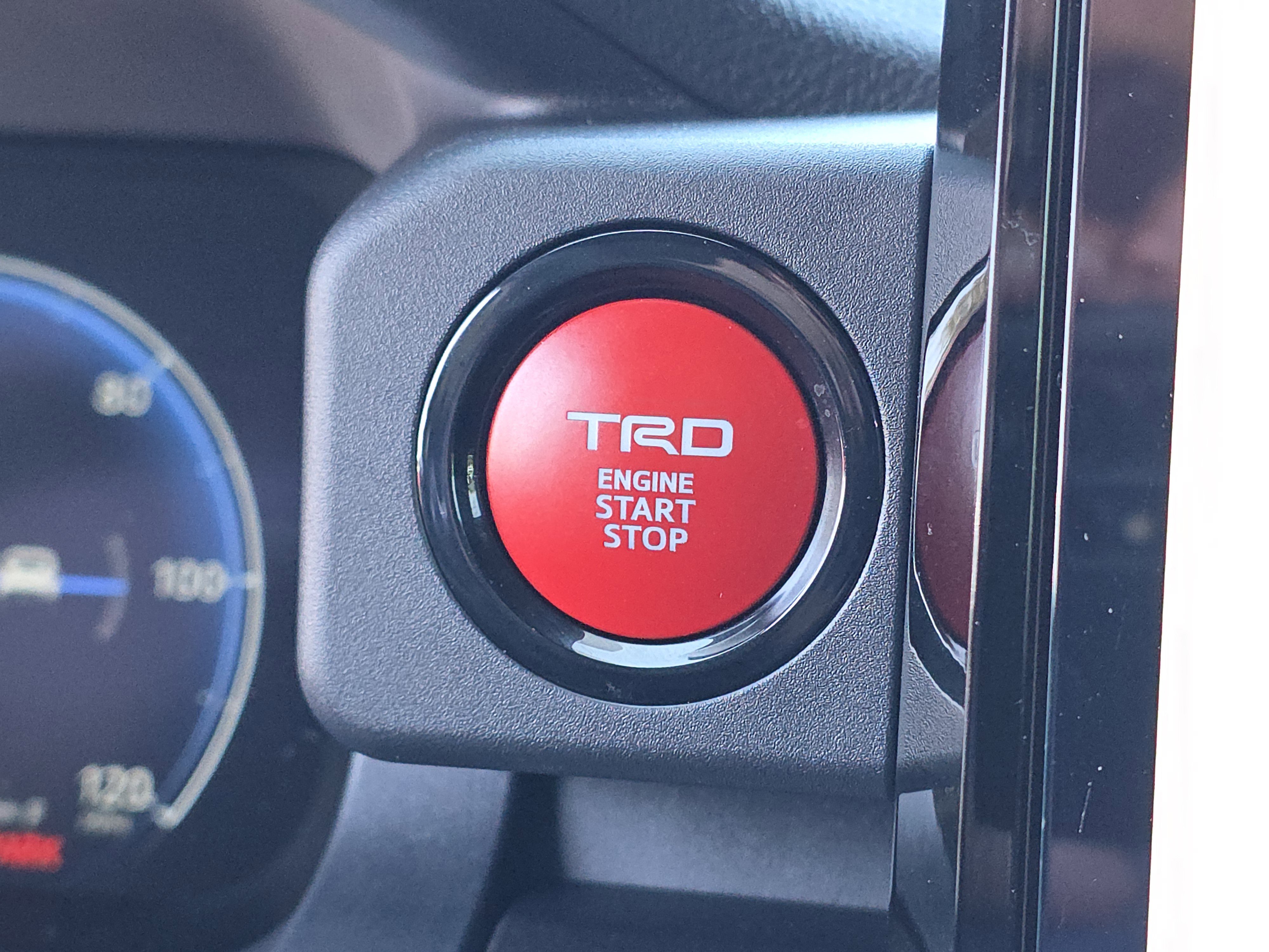 Used 2025 Toyota 4Runner Limited image 37