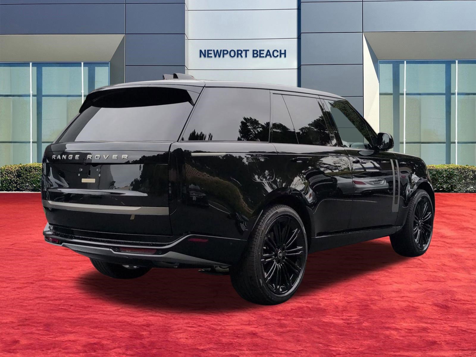 New 2025 Land Rover Range Rover SE image 10