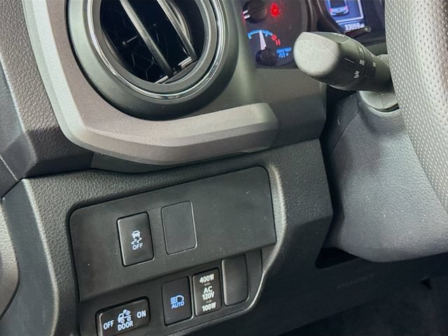 Certified 2023 Toyota Tacoma TRD Off-Road AWD/4WD image 19